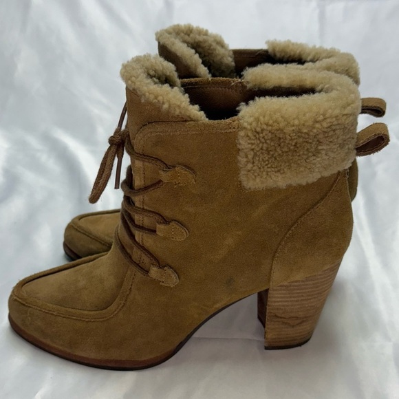 UGG Analise Lace Up Booties Women’s 10 Chestnut Brown Heeled Sheepskin Lined - Picture 1 of 13